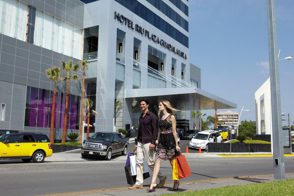 Hotel Riu Plaza Guadalajara Exterior foto